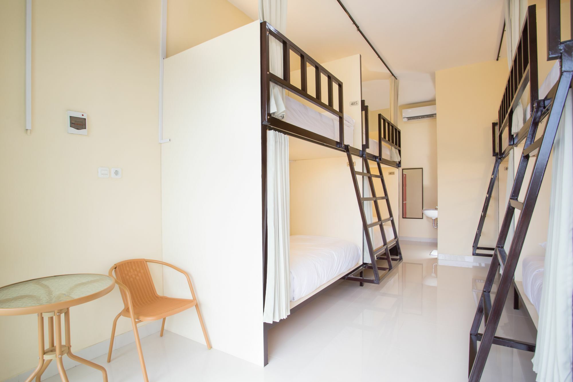 V Canggu Dormitory Dış mekan fotoğraf